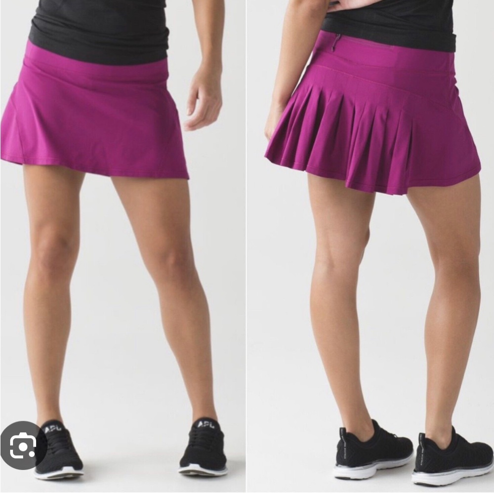 Lululemon circuit breaker skirt